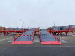 Rakodórámpák, amelyek lehetővé teszik négy teherautó egyidejű megrakodását